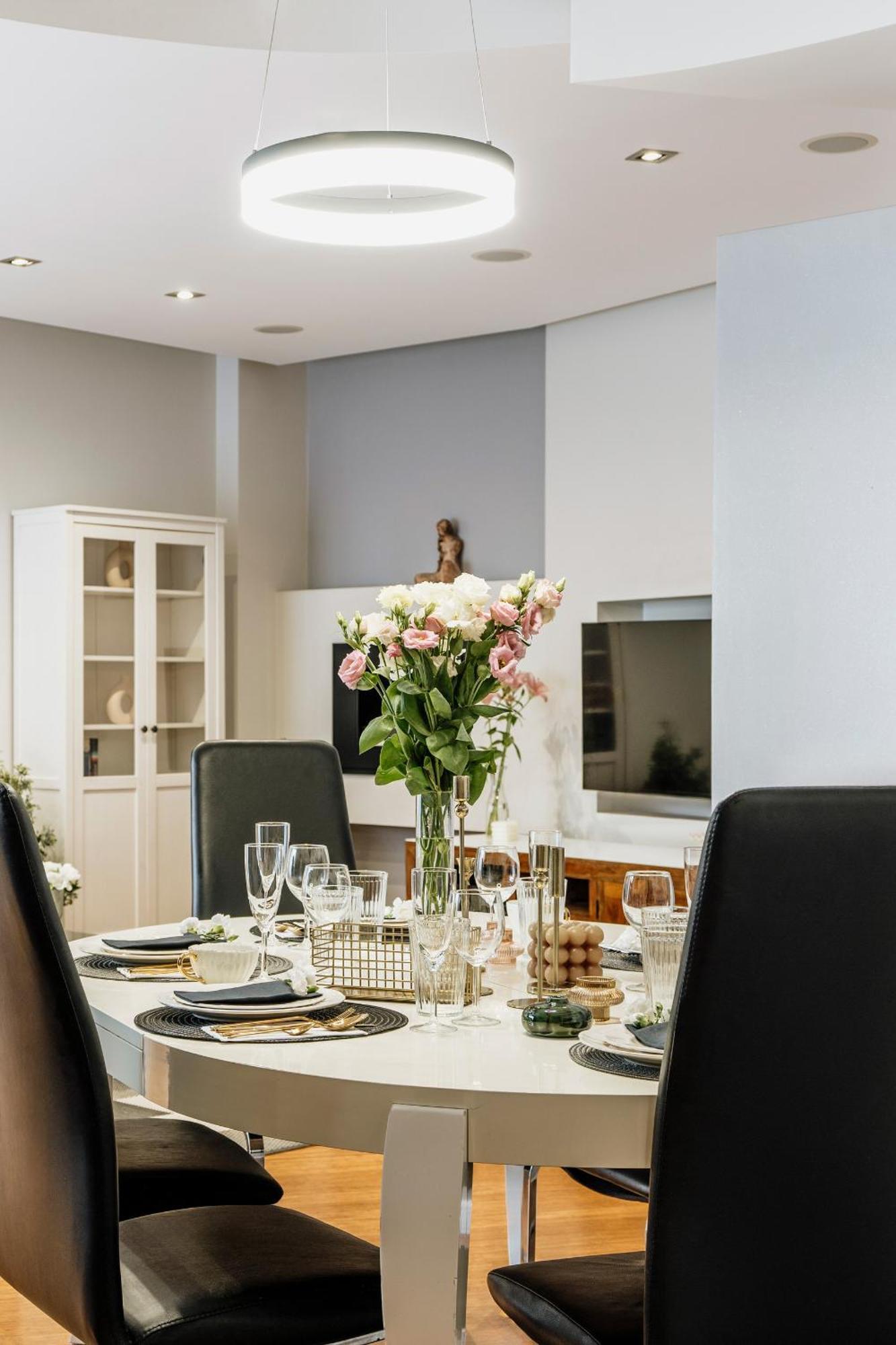 Piedmont Apartment - Loftaffair คราคูฟ ภายนอก รูปภาพ